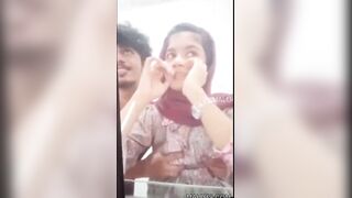 Sexy Indian Girl Shows Boobs