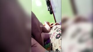 Horny Indian Bhabhi Shows Nude Body
