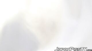 Mesmerizing Asian babes pussy playing and peeing compilation