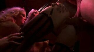 Harter Gruppensex auf der Theaterbaehne