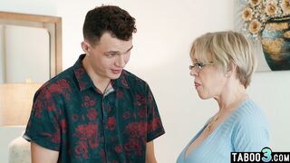 Mature stepmom cant resist stepsons dick