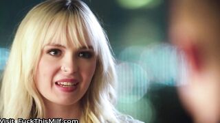Pretty Blonde loves helping her boss any way she can