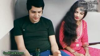 Indian New Bhabhi With Boyfriend Train Journey Romantice sex
