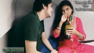 Indian New Bhabhi With Boyfriend Train Journey Romantice sex
