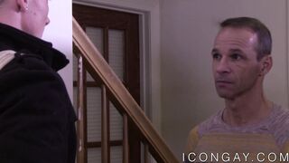 Muscular mature homo seduces and ass fucks young jock