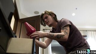 MILF teaching a lesson in wholesome sex
