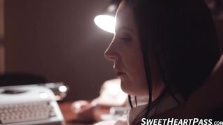 Black lesbians Jenna Foxx spreads her legs on the table for an erotic pussy licking b