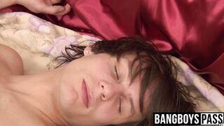 Twink's tongue caresses bottoms balls while he takes dick
