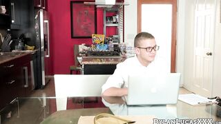 Blonde Ian Levine sucked fat cock before getting rammed by muscular Hugh Hunter