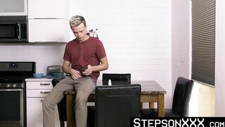 StepsonXXX.com - Staying up late so my ripped stepdad Sean Duran can cum inside me