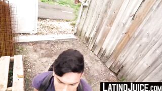 LatinoJuice.com - Straight guy Ariano maintains eye contact with me while he blows my