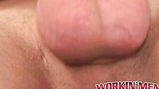 Old amateur jerking off his thick cock in passionate solo