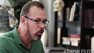 IconMales.com - Max Sargent, the hung daddy, enjoys sexy hunk Armond Rizzo