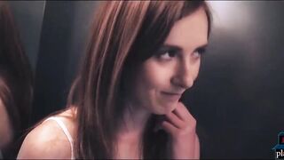 mom red head meets a stranger into elevator and they fucked