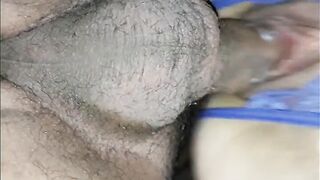 Creaming her vagina