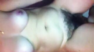 Niki fucking hand