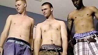 Black amateur facialized after wet cocksucking threesome