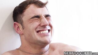 Young man shows his deepthroating skills before raw banging