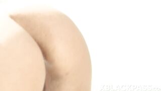 Alexis Tae loves deepthroat fuck before filing his ass with a big cock