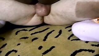 Young amateur barebacks fat black dude and facializes him