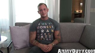 Buff military gay strips on the couch and jerks his dick off