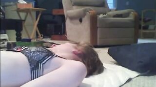 Sissy cums on self while dressed up