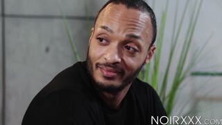 Long haired hottie Floyd Johnson wastes no time in satisfying my bouncy butt