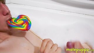 Daddy Richard Lennox rubs and plays the dick of young Elis Ataxx with some dirty talk