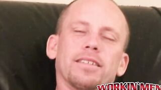 Tattooed amateur dude masturbates and anal plays solo