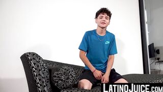 LatinoJuice.com - Skinny gay twink Cesar Rose rides Leonel Roussel hard cock