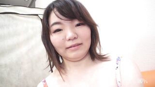 高く売れますか？この染み付きパンツ two