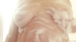 Use me inside the shower! stunning satisfy. (TIT PLAY)