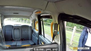Curvy mom Alysa Gap ride John Bishop on the back seat