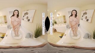 Sexual America - Alyx Star is inside your hot tub bath