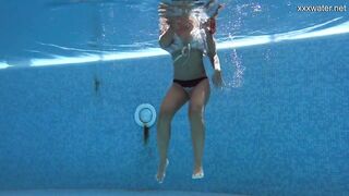Chubby Hottie Puzan Bruhova swims nude inside the pool