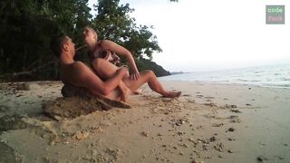 Sex on the beach with a young blonde