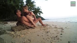 Sex on the beach with a young blonde