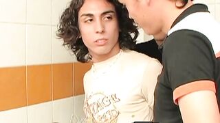 Hot amateurs enjoy kinky train fuck in the kitchen after BJ