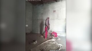 Indian Girl Shows Her Boobs Fucking