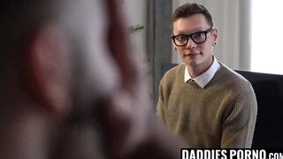 DaddiesPorno.com - Spreading christmas spirit with loads of cum on my stepson
