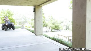 Dakota Payne and Trevor Ridge ass bang after outdoor blowjob