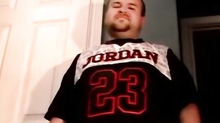Horny fat guy gets intense BJ in kinky interracial encounter