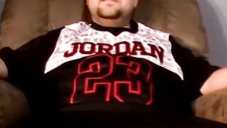 Horny fat guy gets intense BJ in kinky interracial encounter