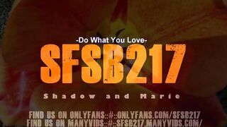 Hot Cougar Loves Sucking Off Dick