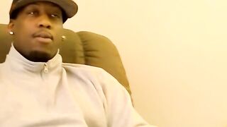 Amateur homos have an interracial cock sucking session