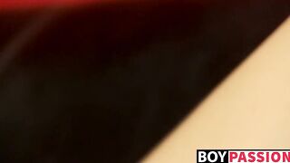 Horny twink Colby Klein jerks off with dildo to cum solo