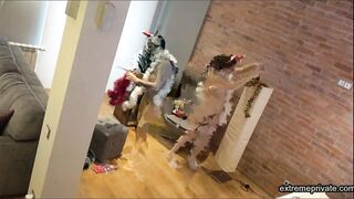 Naked stepdaughter decorates christmas tree