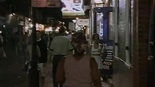cheerleaders satisfy a lovers men inside the alley
