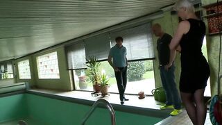 Frau Berger akzeptiert die Miete auch inside Naturalien