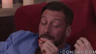 Young dude seduces a hunk and receives hardcore ass bang